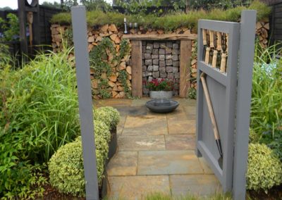 The elements garden room
